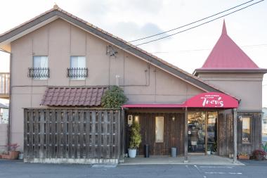 カフェ＆ピザ トレビス