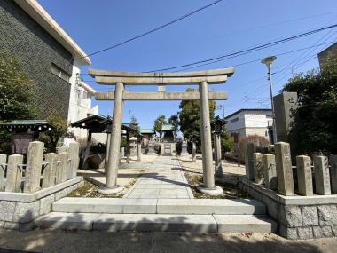 せんい服織神社